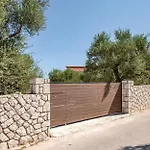 Neema With Private Pool Villa