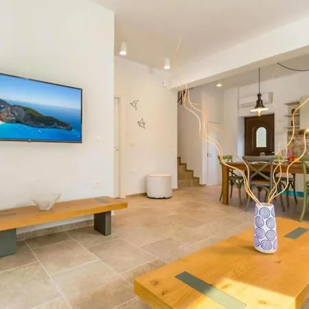 Neema With Private Pool Villa *