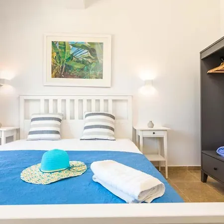 Neema With Private Pool Willa Plános