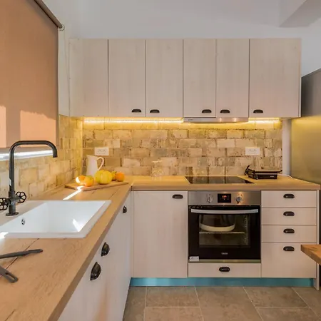 Neema With Private Pool Willa Plános