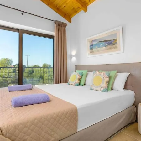 Neema With Private Pool * Plános